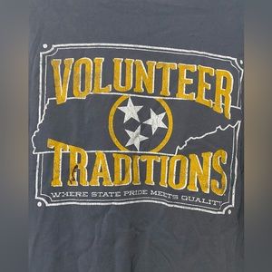 Volunteer Traditions LS Tee size M